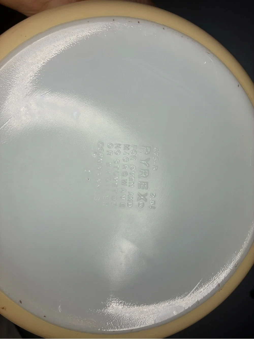 Pyrex Trailing Flowers 475-B 2.5 Qt Casserole Tan Brown Floral 1970s